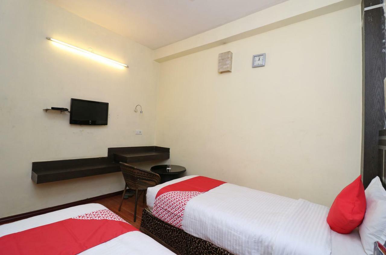 Oyo 22034 Hotel Kanisshk International Rourkela Buitenkant foto